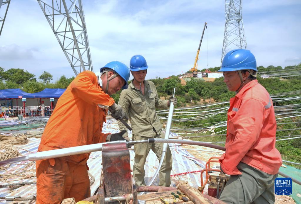 宝利游戏客服电话